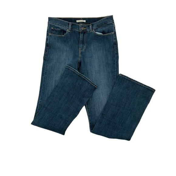 Levi's Classic Jeans Women Size 6 Boot Cut Stretch Med Wash Button Pockets Denim - Picture 3 of 11